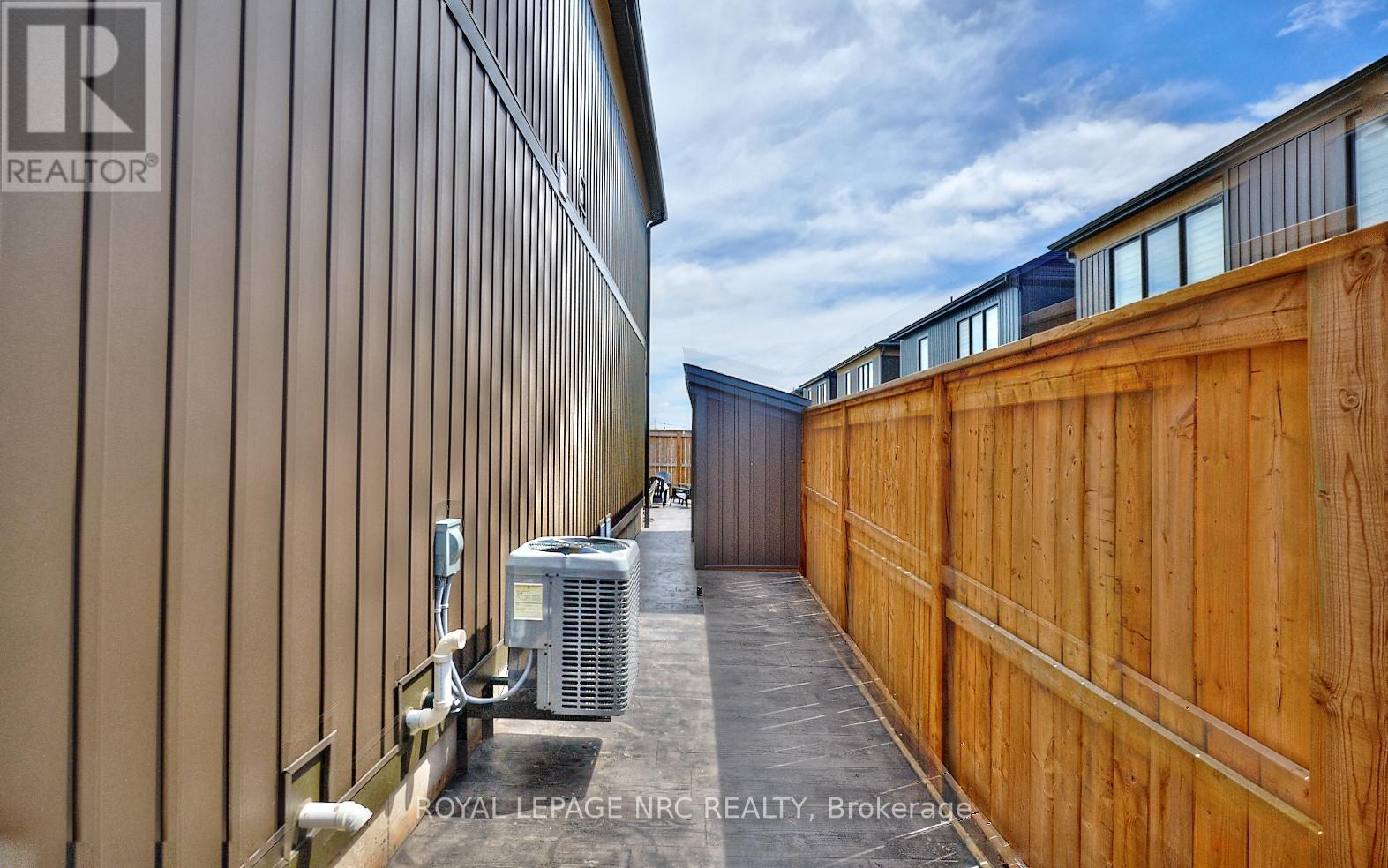 7456 Parkside Road, Niagara Falls, Ontario  L2H 0K7 - Photo 46 - X12121601