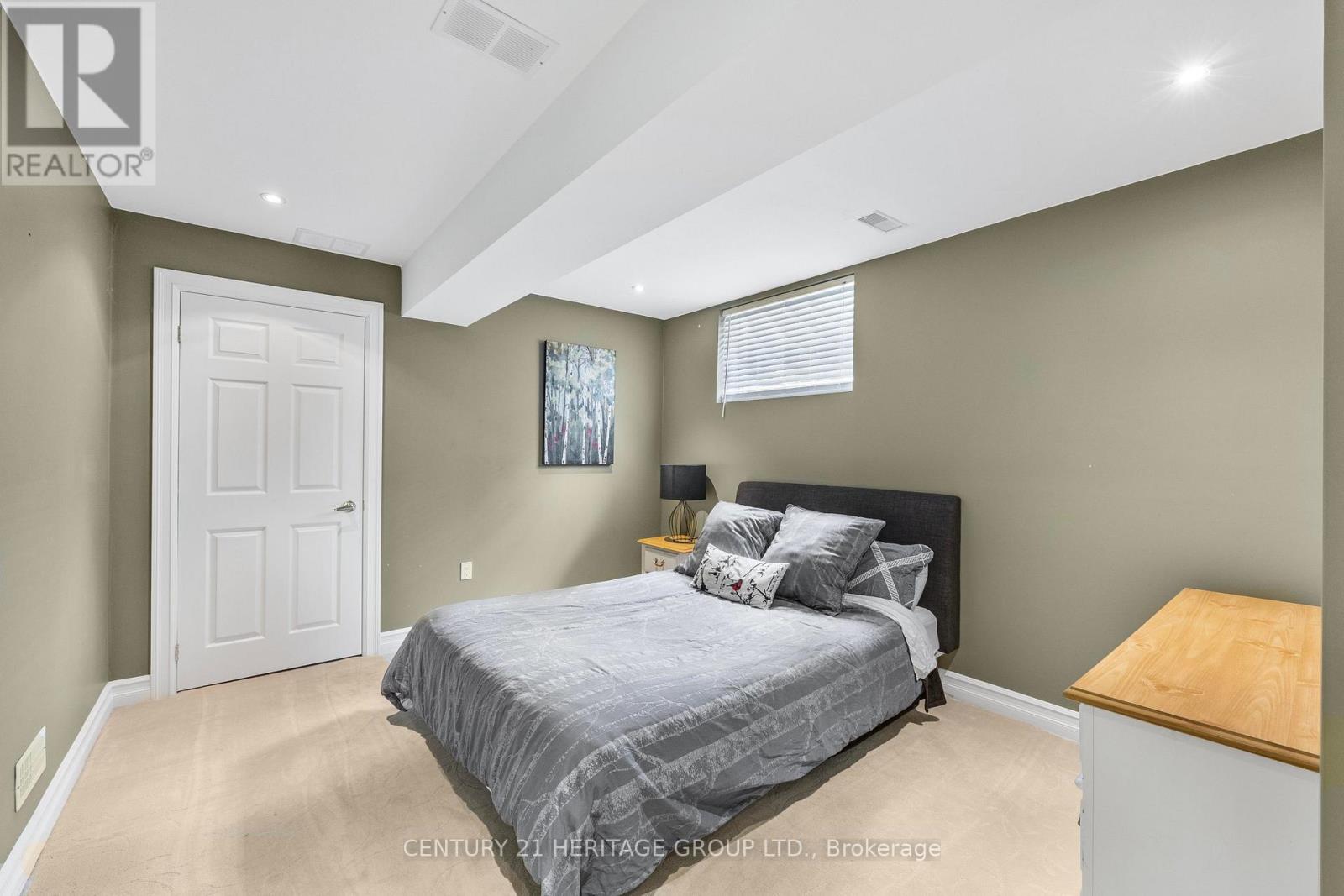 122 Davis Trail, Essa, Ontario  L0L 2N0 - Photo 25 - N12007567