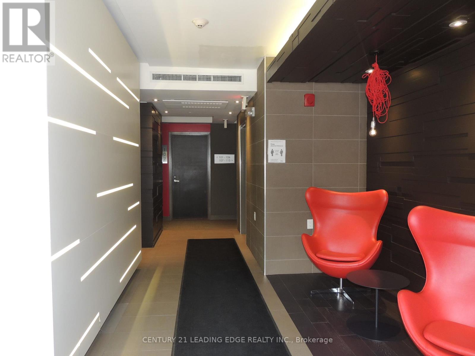 214 - 5005 Harvard Road, Mississauga, Ontario  L5M 0W5 - Photo 3 - W12120850