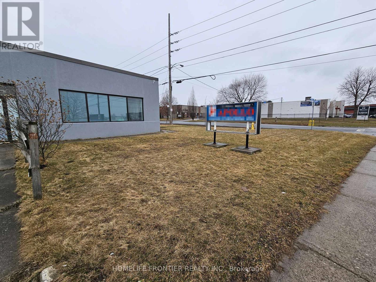 13 Racine Road, Toronto, Ontario  M9W 2Z2 - Photo 4 - W12121613