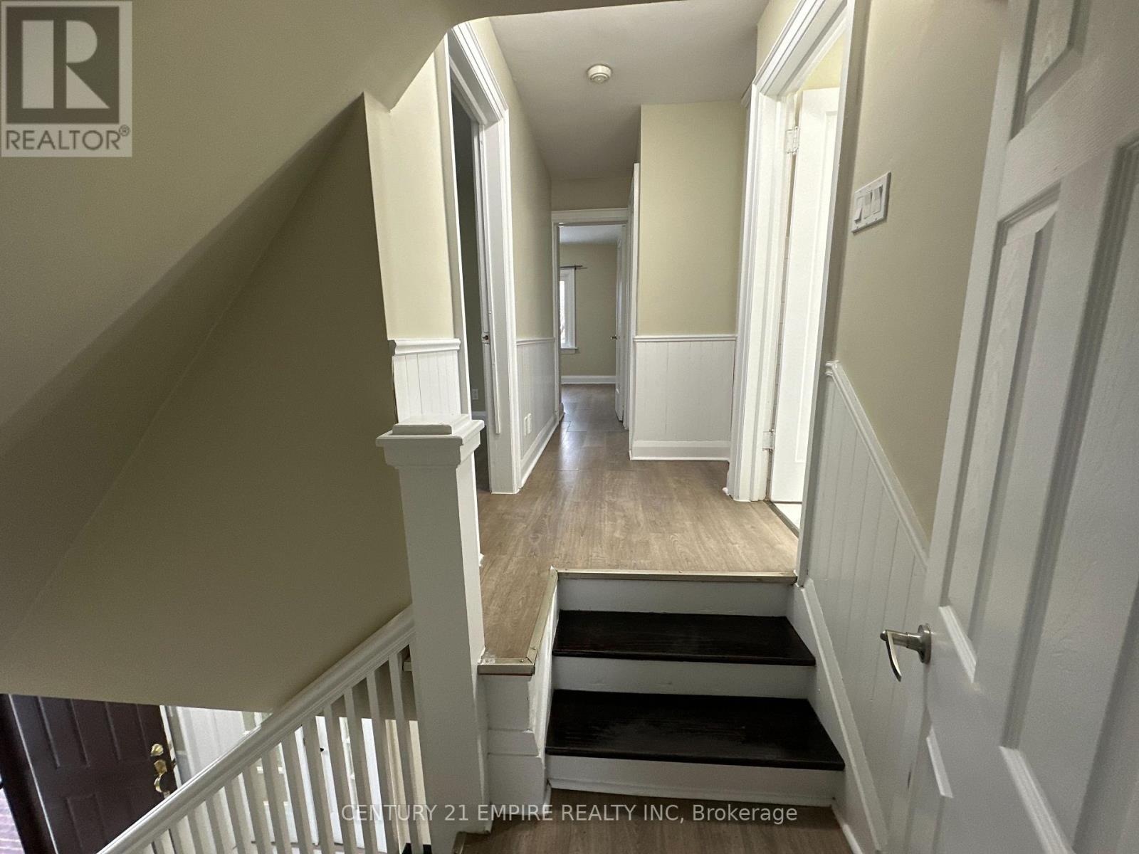 5736 Leonard Avenue, Niagara Falls, Ontario  L2G 4R1 - Photo 17 - X12121593