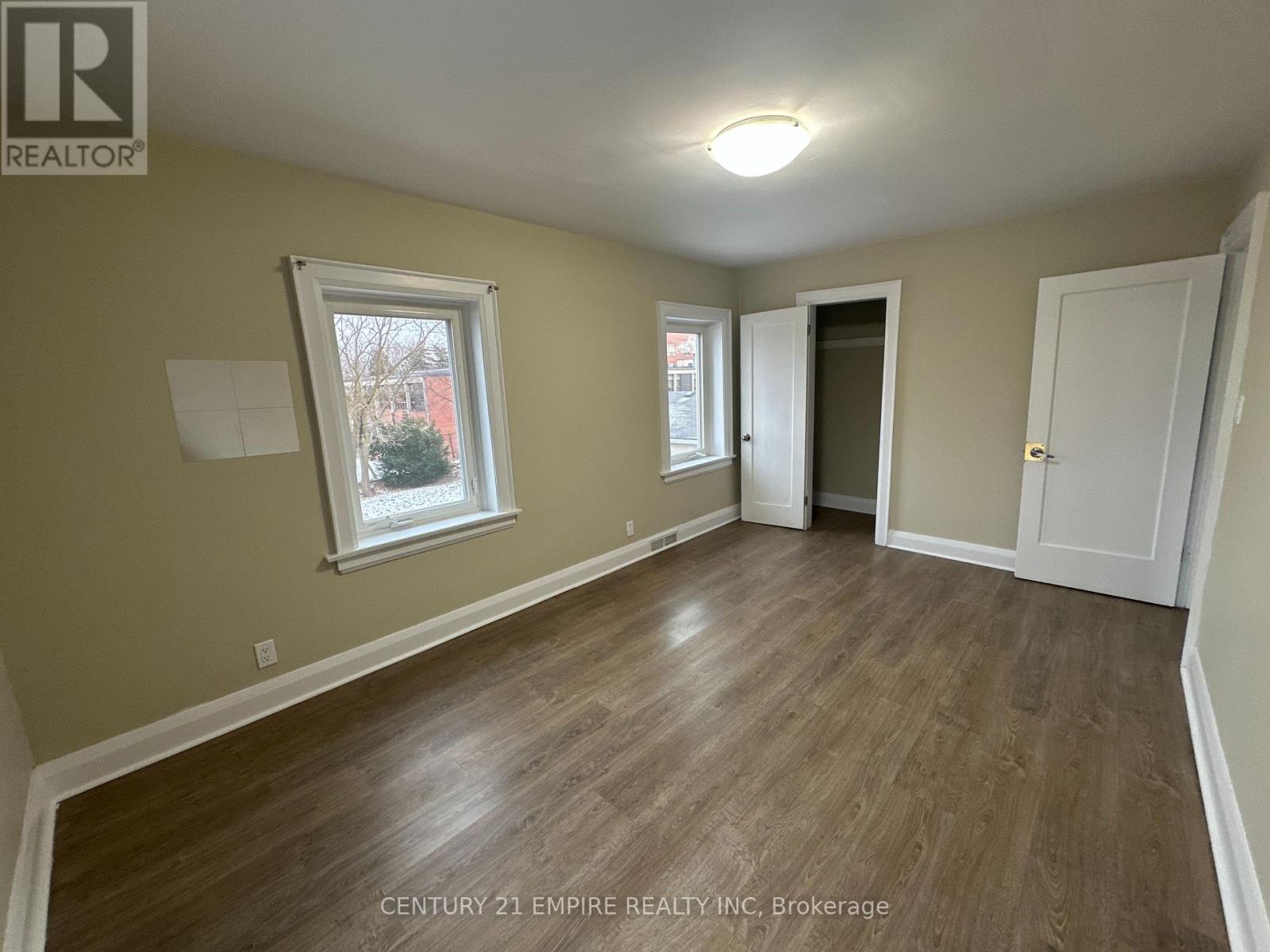 5736 Leonard Avenue, Niagara Falls, Ontario  L2G 4R1 - Photo 23 - X12121593