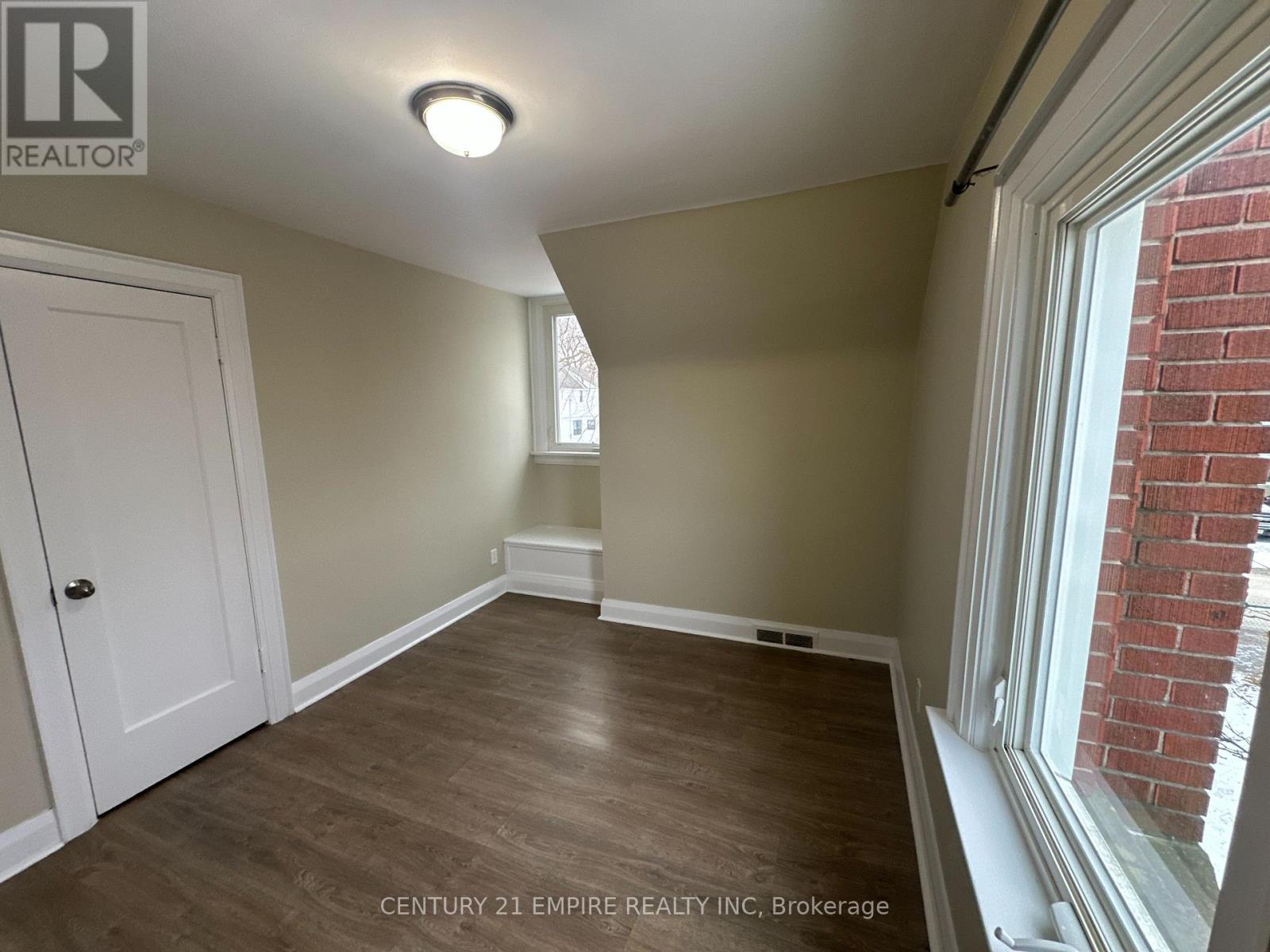 5736 Leonard Avenue, Niagara Falls, Ontario  L2G 4R1 - Photo 25 - X12121593