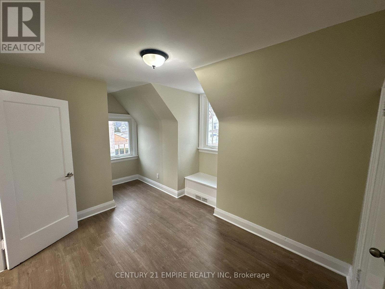 5736 Leonard Avenue, Niagara Falls, Ontario  L2G 4R1 - Photo 27 - X12121593