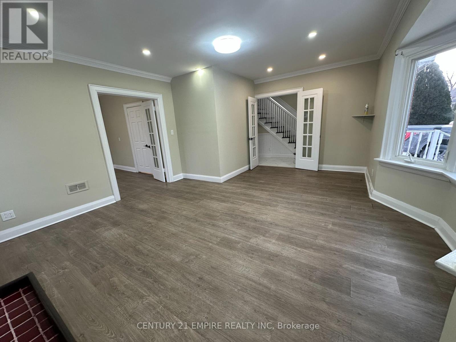 Property at 5736 LEONARD AVENUE image 5