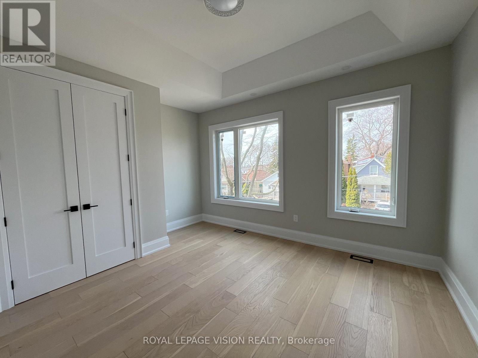 47 Lillington Avenue, Toronto (Clairlea-Birchmount), Ontario  M1N 3K4 - Photo 10 - E12118408
