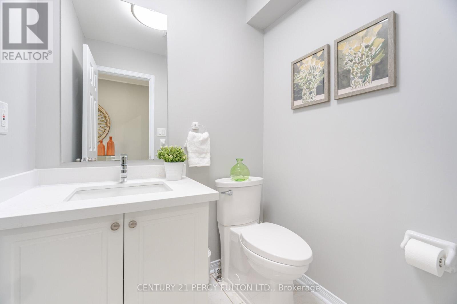 5 Gill Crescent, Ajax, Ontario  L1T 3Y9 - Photo 5 - E12119460