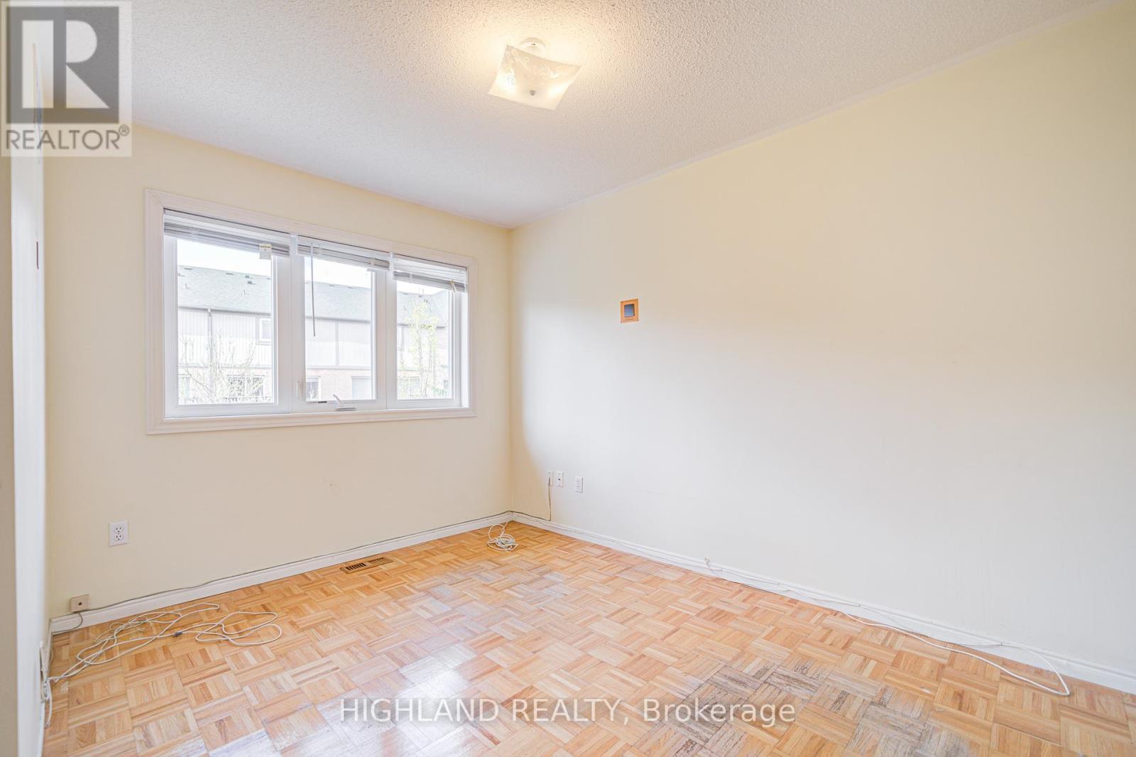 5704 Greensboro Drive, Mississauga (Central Erin Mills), Ontario  L5M 5T7 - Photo 34 - W12114397