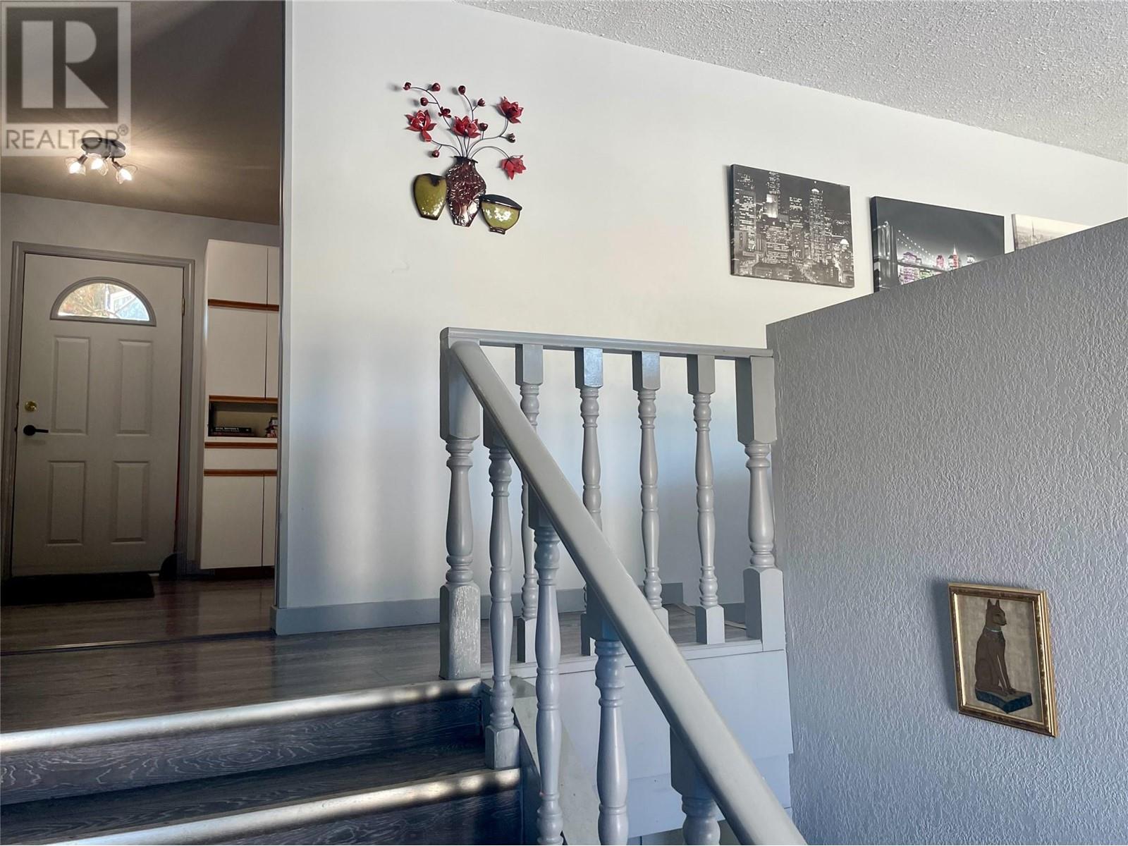 93 Holmes Road, Christina Lake, British Columbia  V0H 1E0 - Photo 4 - 10335499