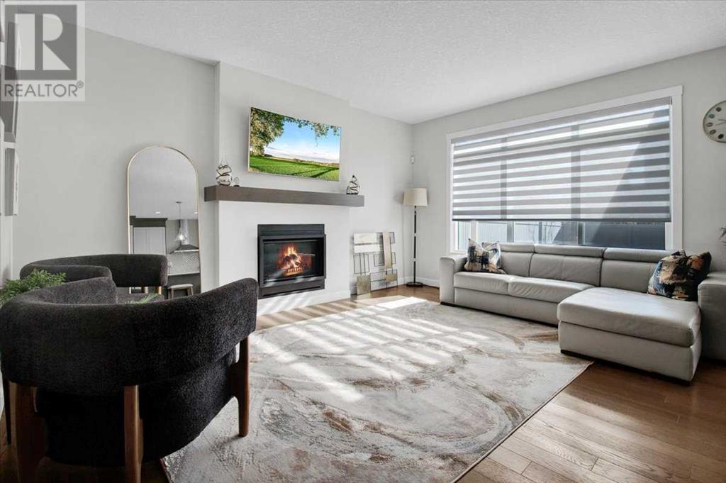 12 West Grove Place Sw, Calgary, Alberta  T3H 1Z4 - Photo 4 - A2215092