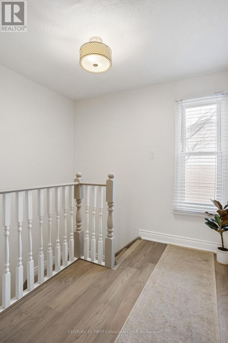 24 - 1855 Aldersbrook Road, London North, Ontario  N6G 4R4 - Photo 6 - X12121649