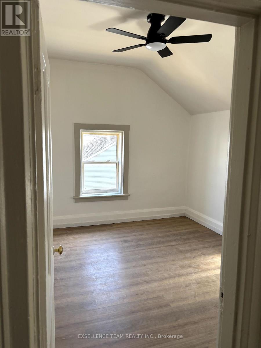 128 Mcconnell Ave Avenue E, Cornwall, Ontario  K6H 4L1 - Photo 8 - X12115772