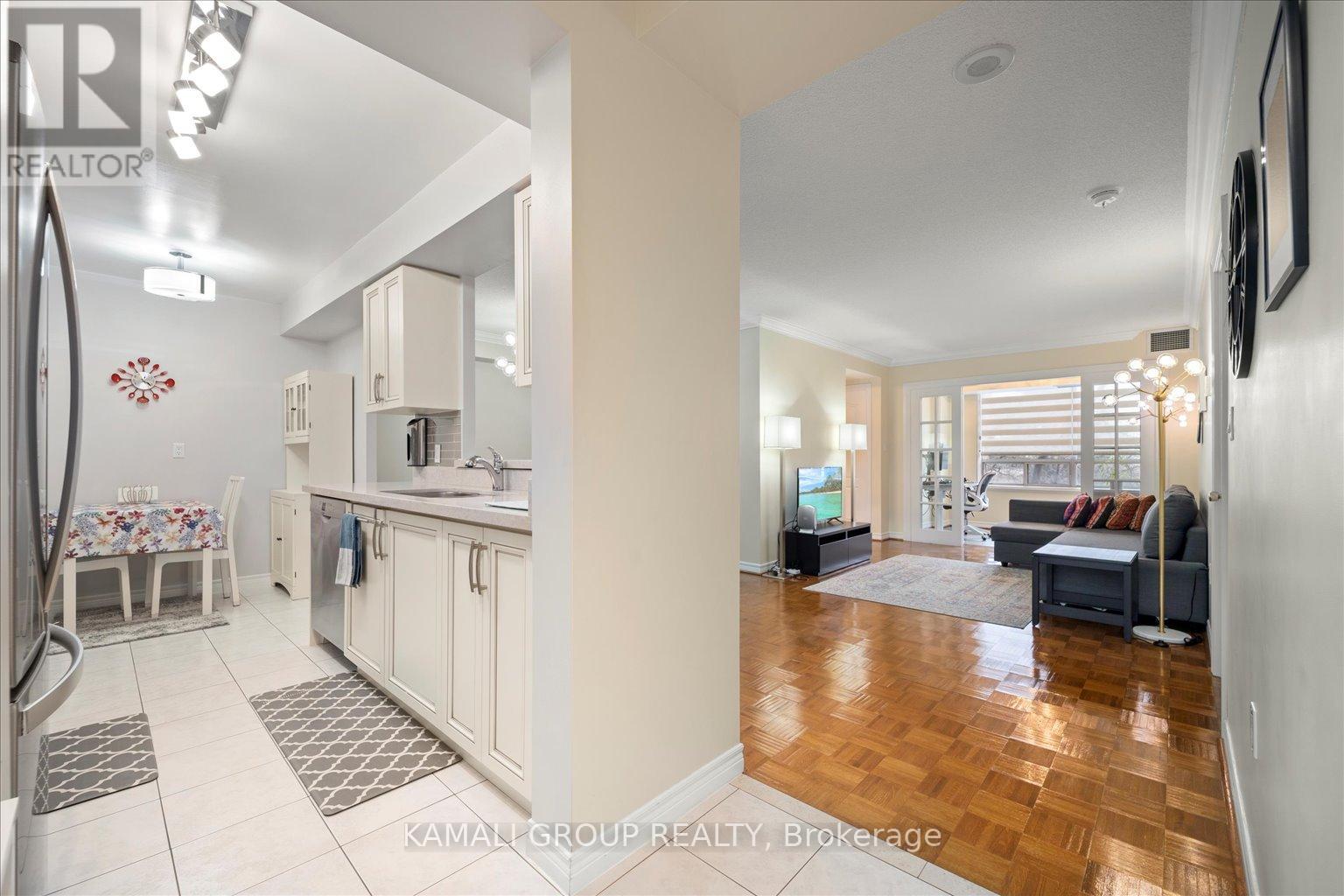308 - 88 Grandview Way, Toronto, Ontario  M2N 6V6 - Photo 2 - C12121650