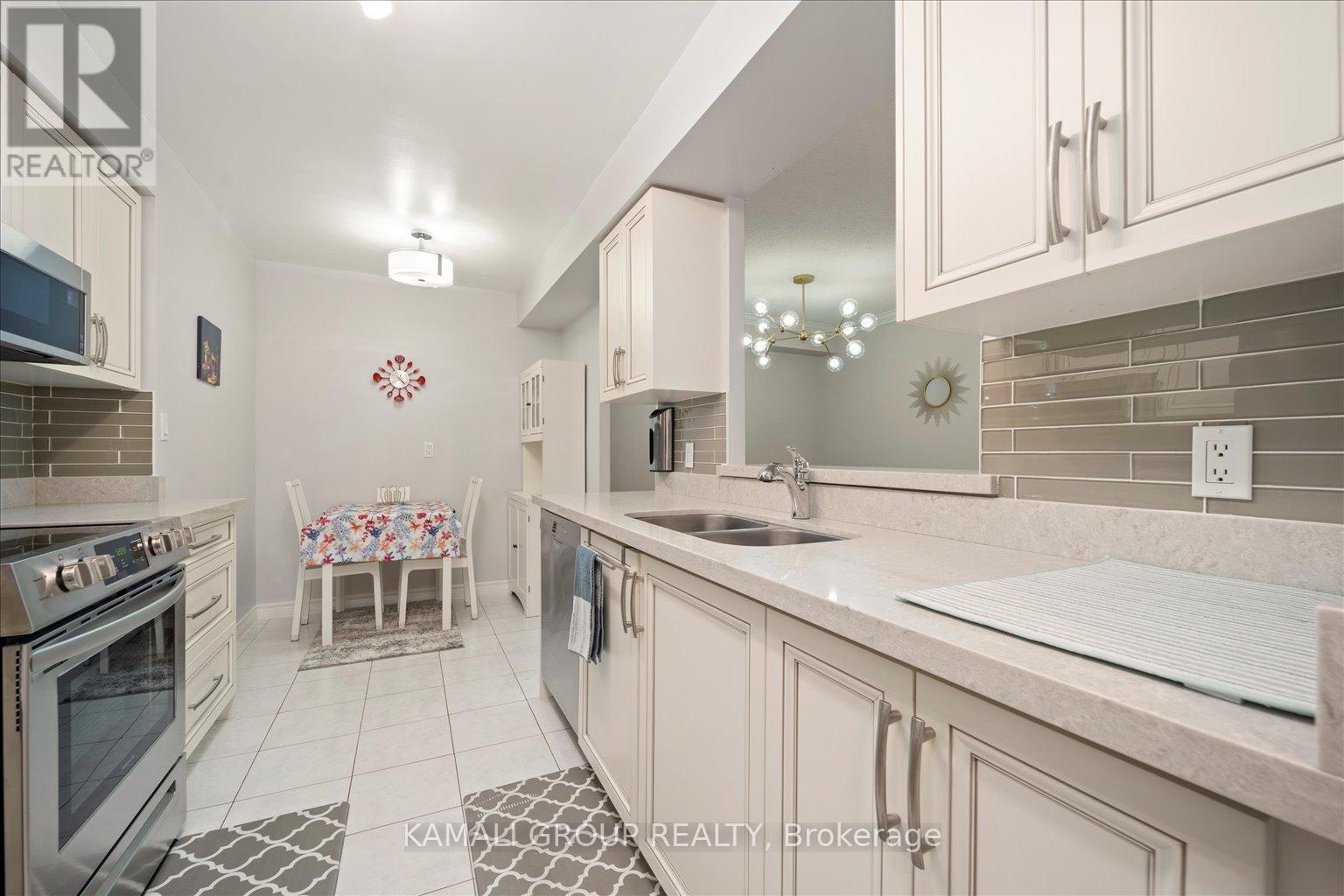 308 - 88 Grandview Way, Toronto, Ontario  M2N 6V6 - Photo 3 - C12121650