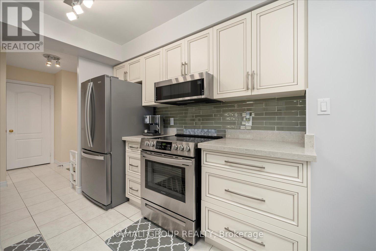 308 - 88 Grandview Way, Toronto, Ontario  M2N 6V6 - Photo 5 - C12121650