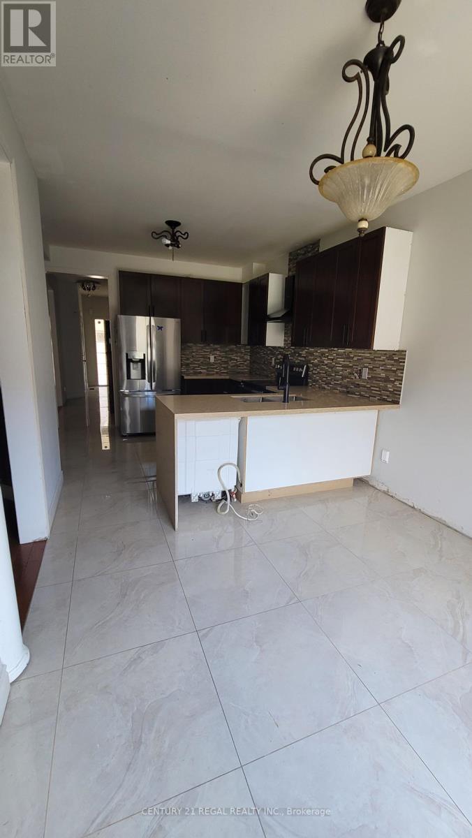 12 Salt Drive, Ajax (South East), Ontario  L1S 7P3 - Photo 7 - E12121634