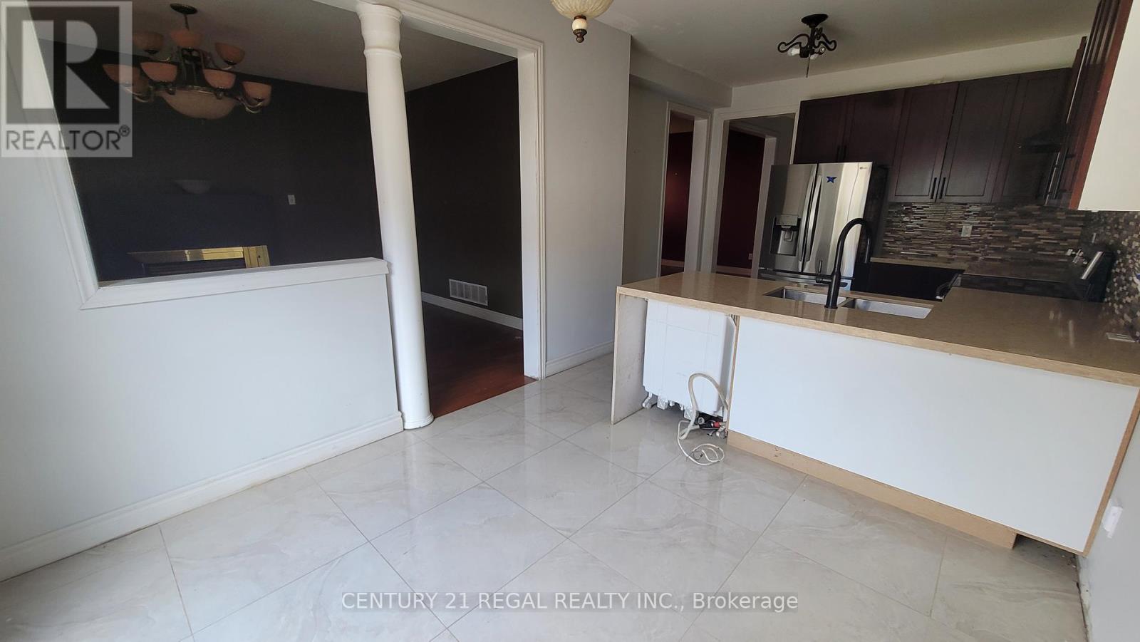 12 Salt Drive, Ajax (South East), Ontario  L1S 7P3 - Photo 9 - E12121634