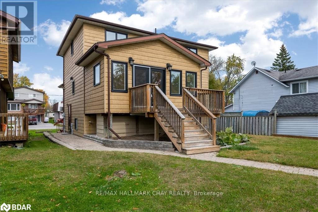 1063 Wood Street, Innisfil, Ontario  L0L 1K0 - Photo 1 - N12121628