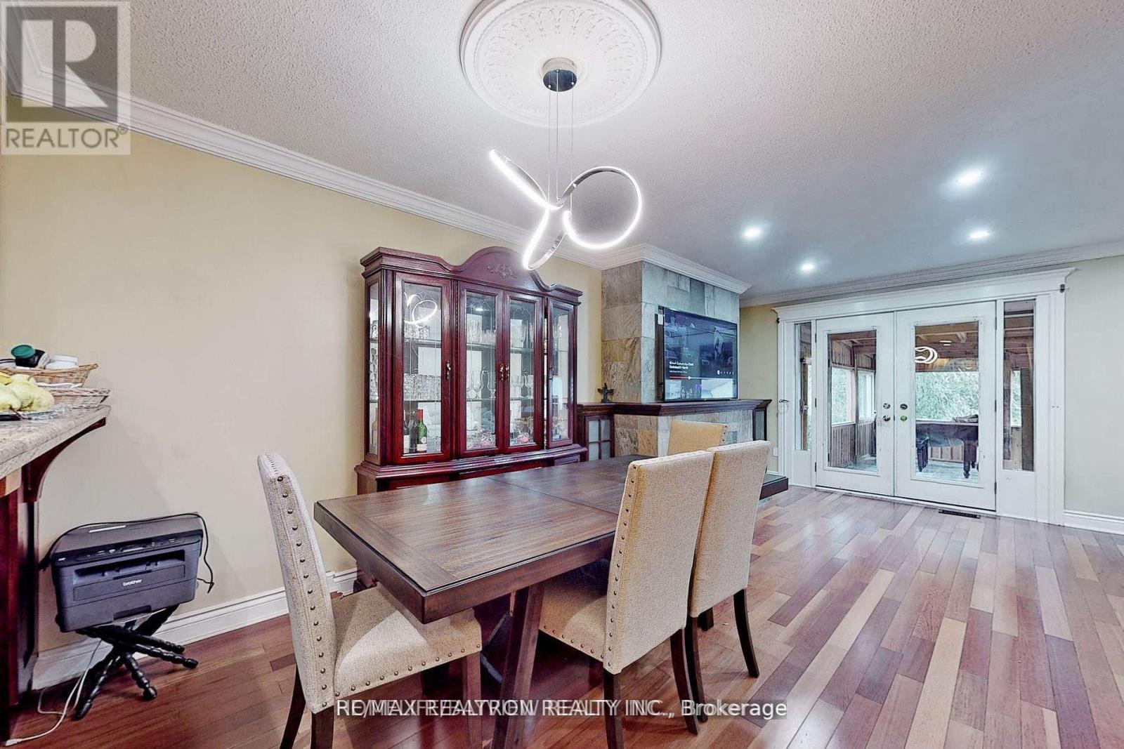 197 Lloyd Avenue, Newmarket, Ontario  L3Y 5L4 - Photo 14 - N12121667