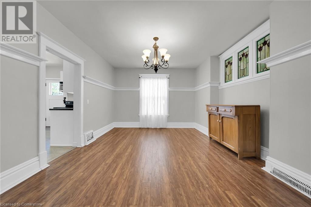 21 Barnesdale Avenue S, Hamilton, Ontario  L8M 2V1 - Photo 11 - 40722752
