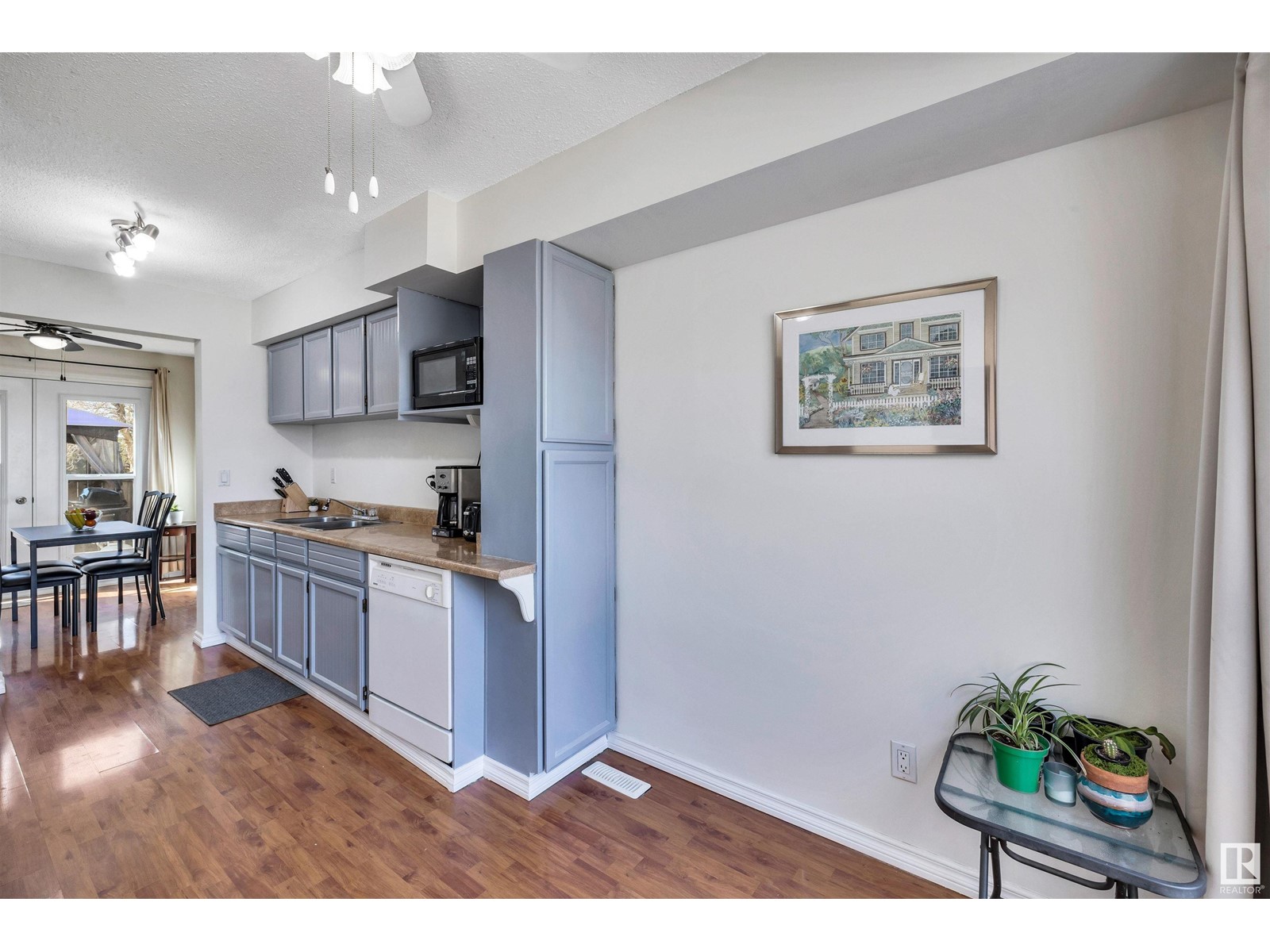 Property at 346 GRANDIN VG image 5