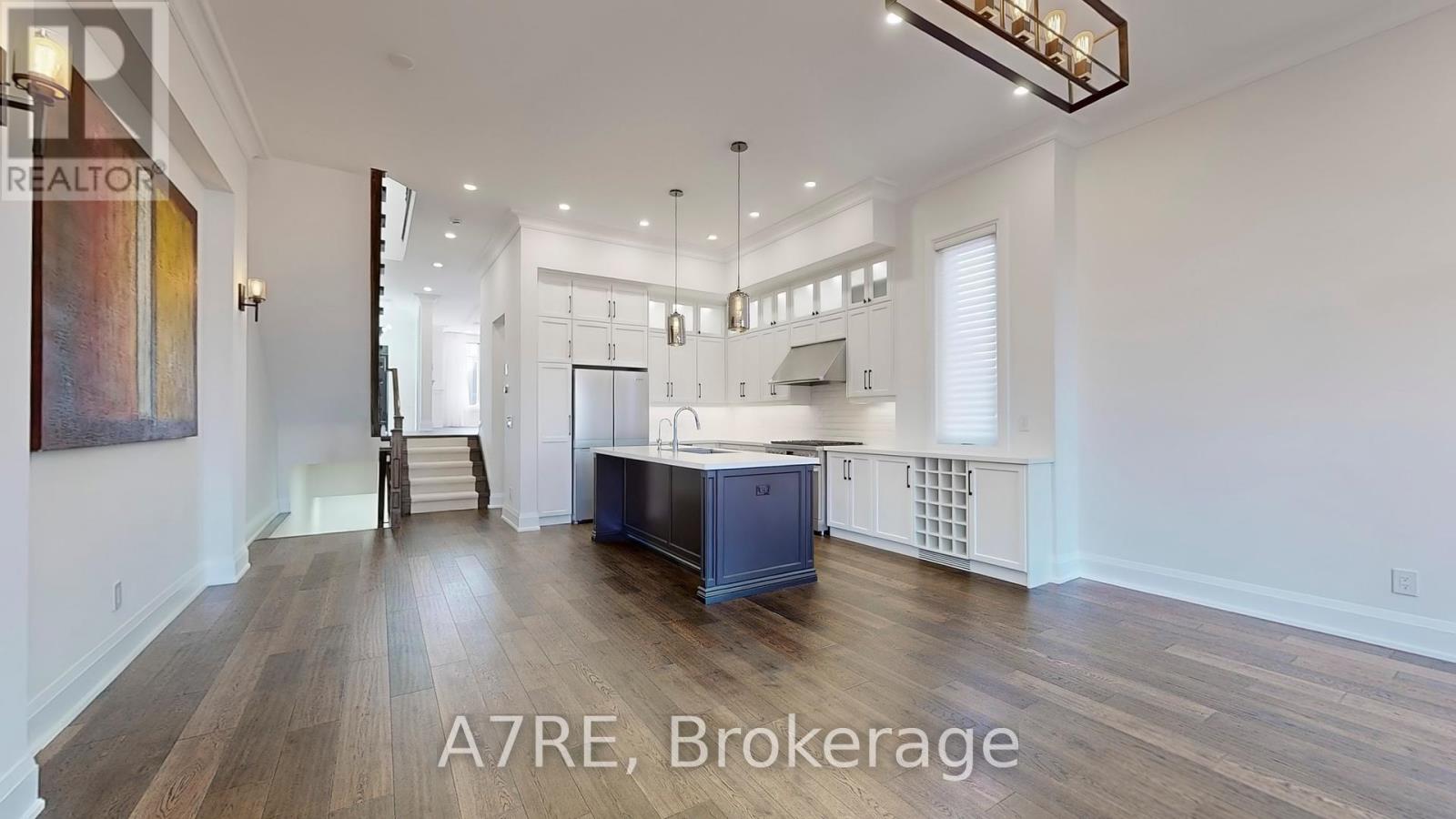 428b Valermo Drive, Toronto (Alderwood), Ontario  M8W 2L9 - Photo 6 - W12121638