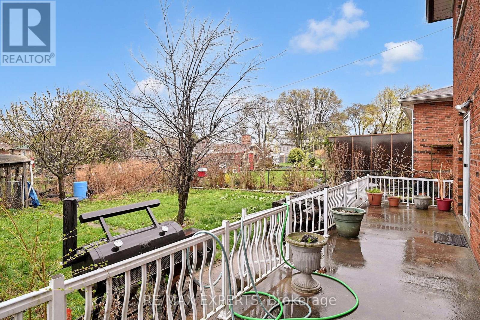 9 Turpin Avenue, Toronto (Elms-Old Rexdale), Ontario  M9W 5V5 - Photo 48 - W12121665