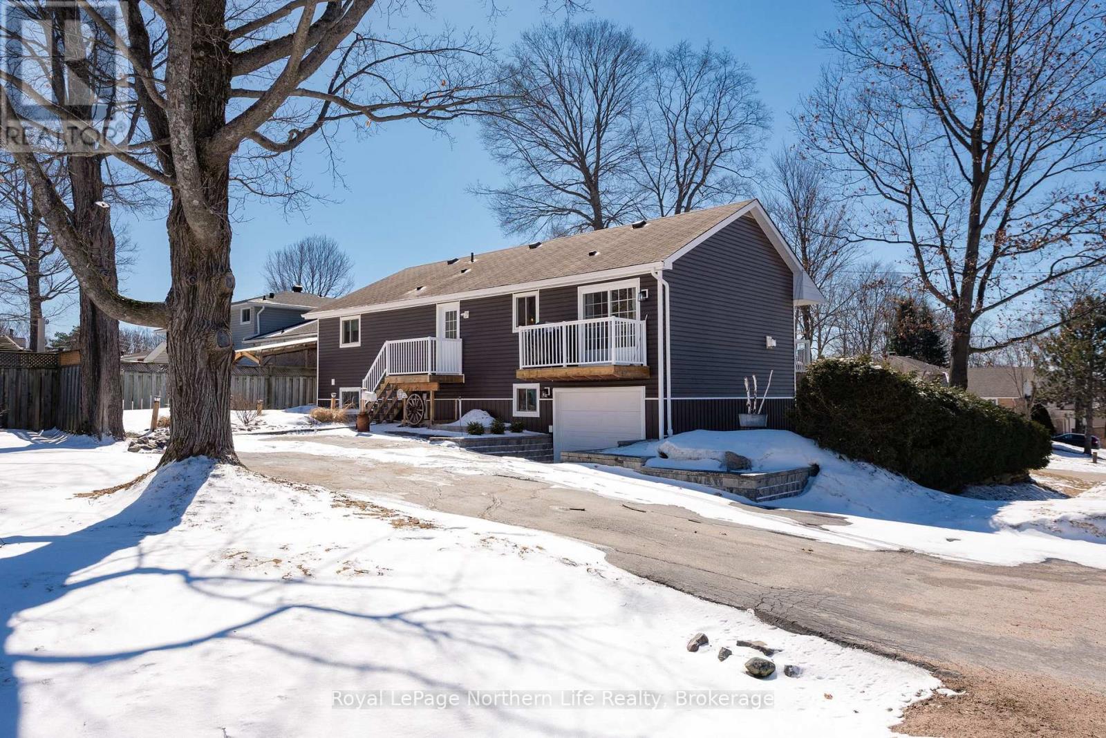 Property at 62 WHIPPLETREE DRIVE image 5