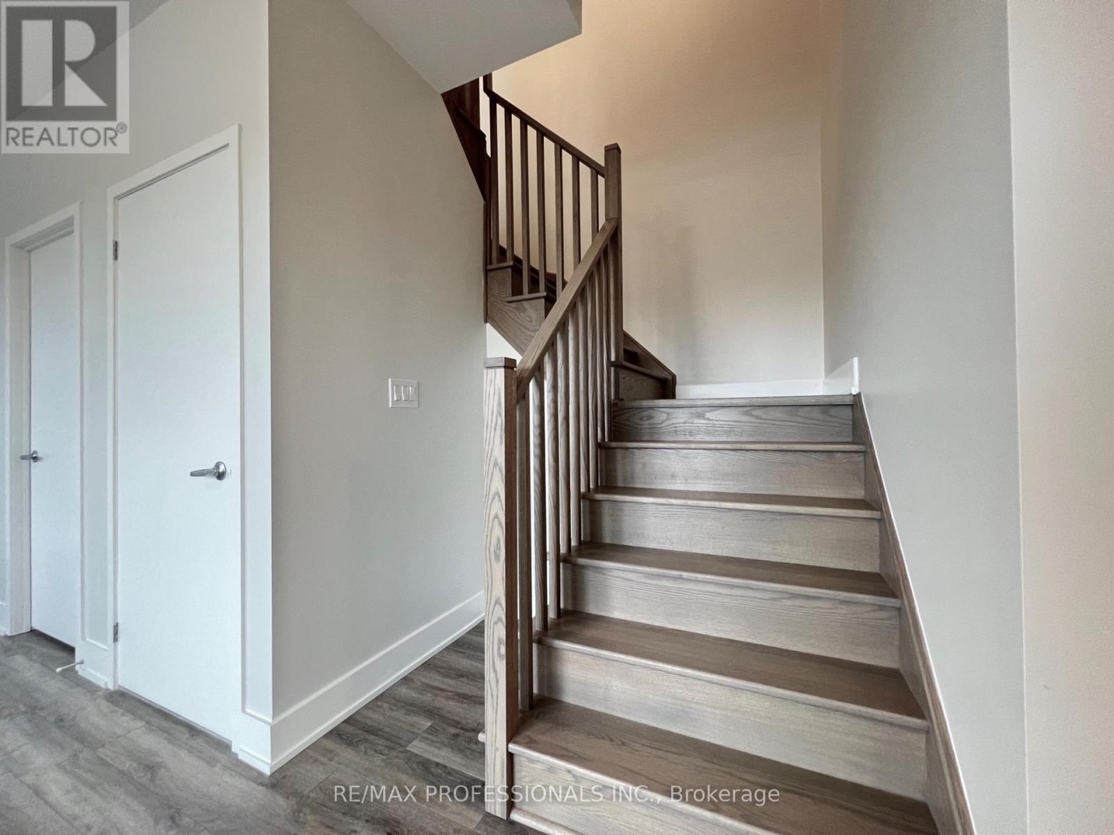 121 - 62 Dixfield Drive, Toronto, Ontario  M9C 3W1 - Photo 13 - W12121670