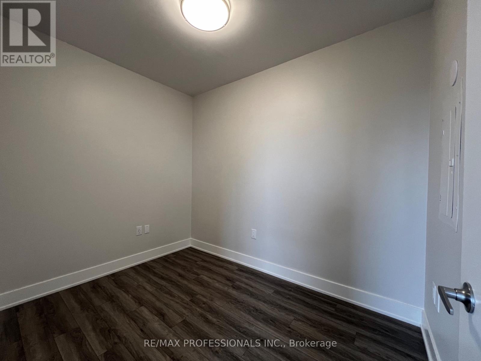 122 - 62 Dixfield Drive, Toronto, Ontario  M9C 3W1 - Photo 10 - W12121679