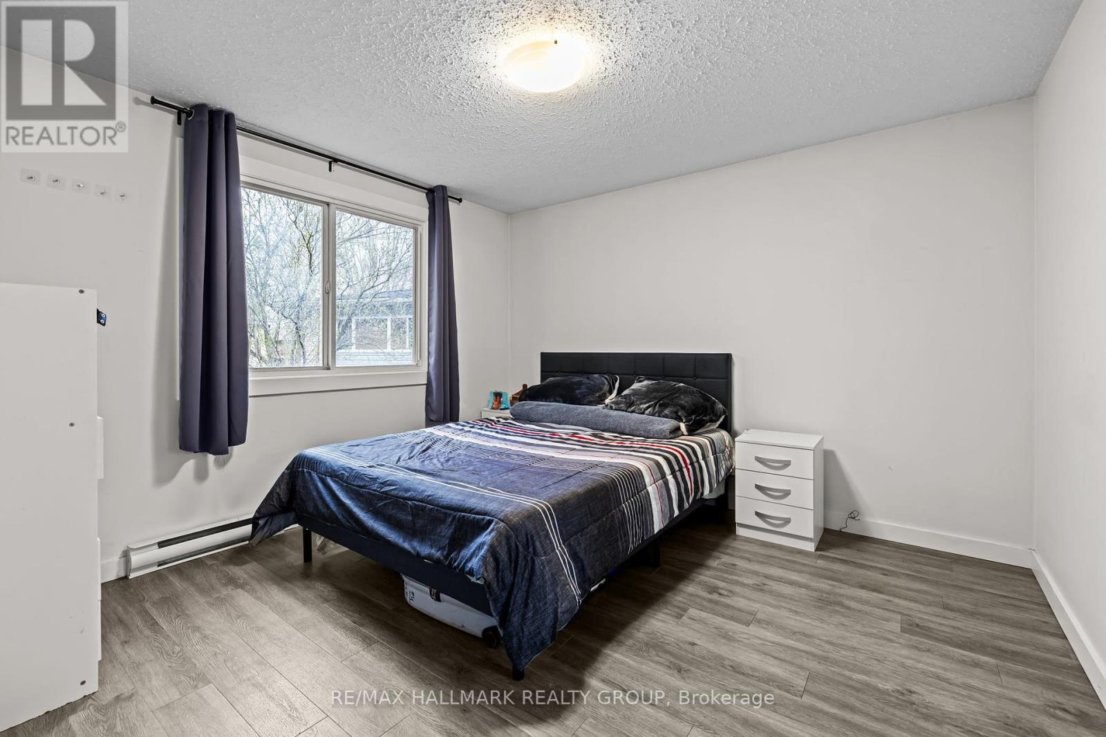 135 Glamorgan Drive, Ottawa, Ontario  K2L 1R7 - Photo 14 - X12121698