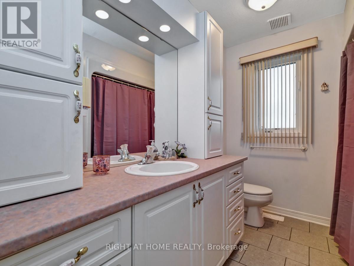 144 Sandra Crescent, Clarence-Rockland, Ontario  K4K 1R7 - Photo 18 - X12121709