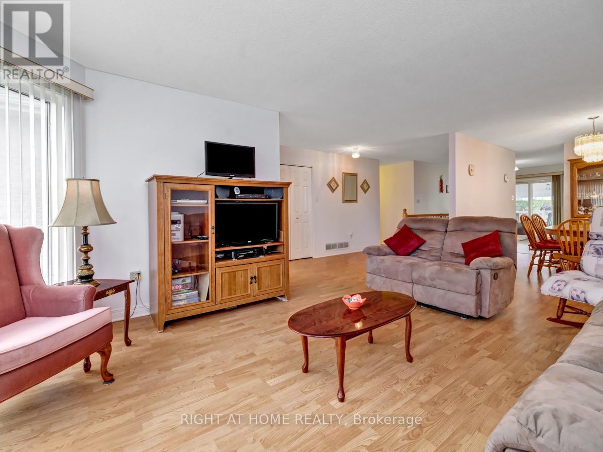 144 Sandra Crescent, Clarence-Rockland, Ontario  K4K 1R7 - Photo 6 - X12121709