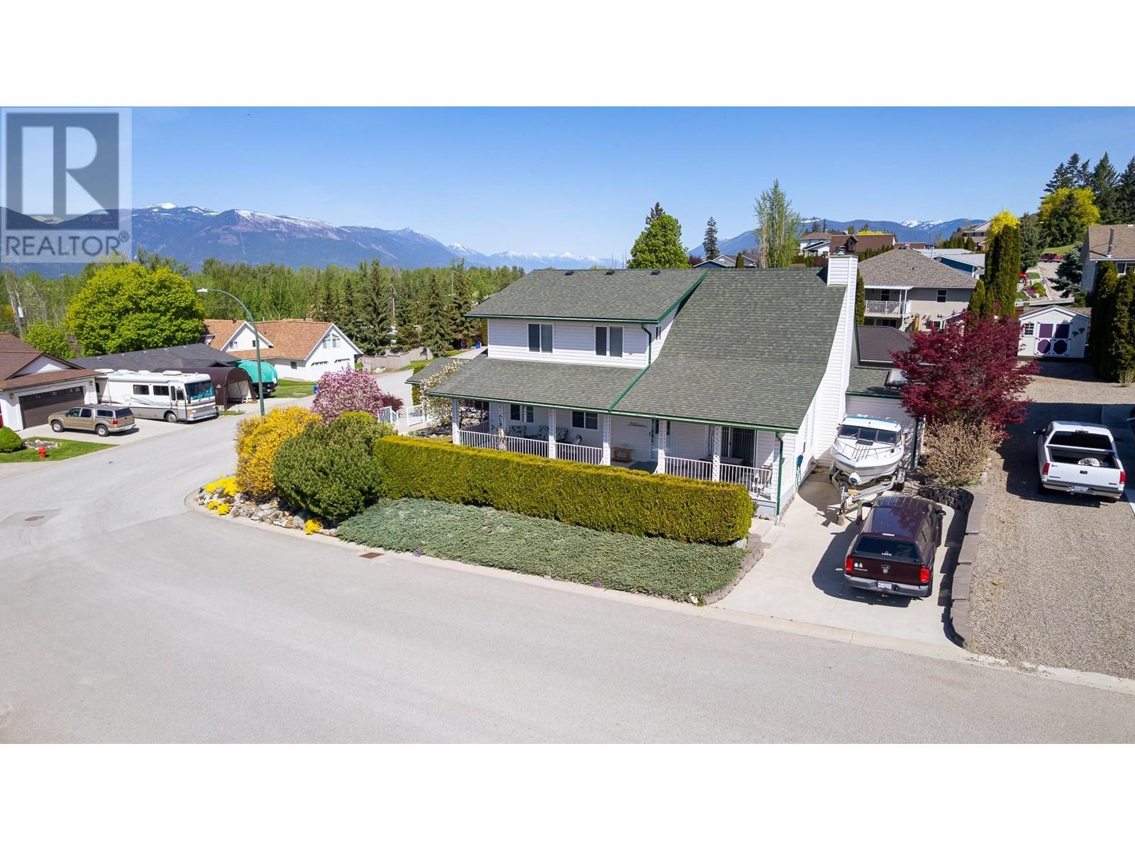 304 Dugan Street, Creston, British Columbia  V0B 1G3 - Photo 3 - 10332590