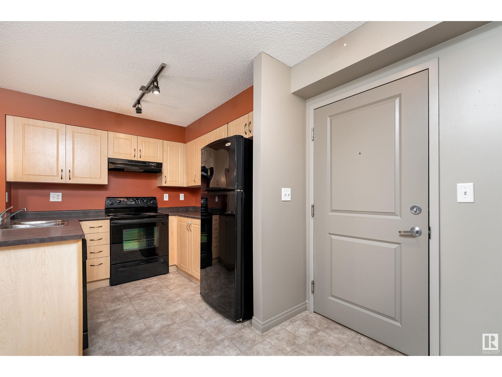 Property at #103 11449 ELLERSLIE RD SW image 4