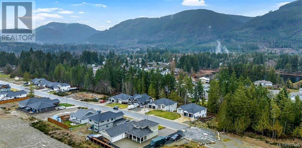 168 Edgewood Dr, Lake Cowichan, British Columbia  V0R 2G0 - Photo 54 - 997455