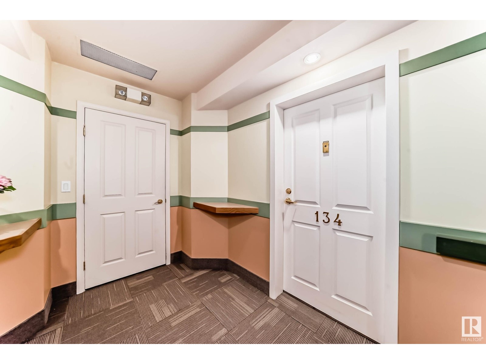 Property at #134 78 McKenney AV image 3