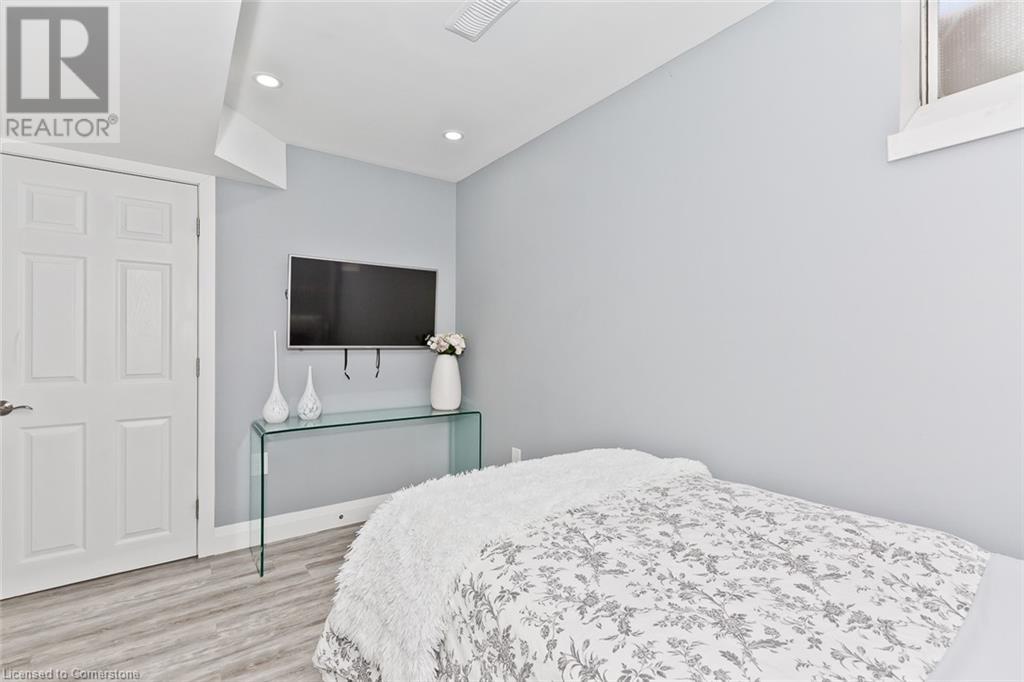 2106 Dunmore Avenue, Burlington, Ontario  L7L 6V9 - Photo 31 - 40724419