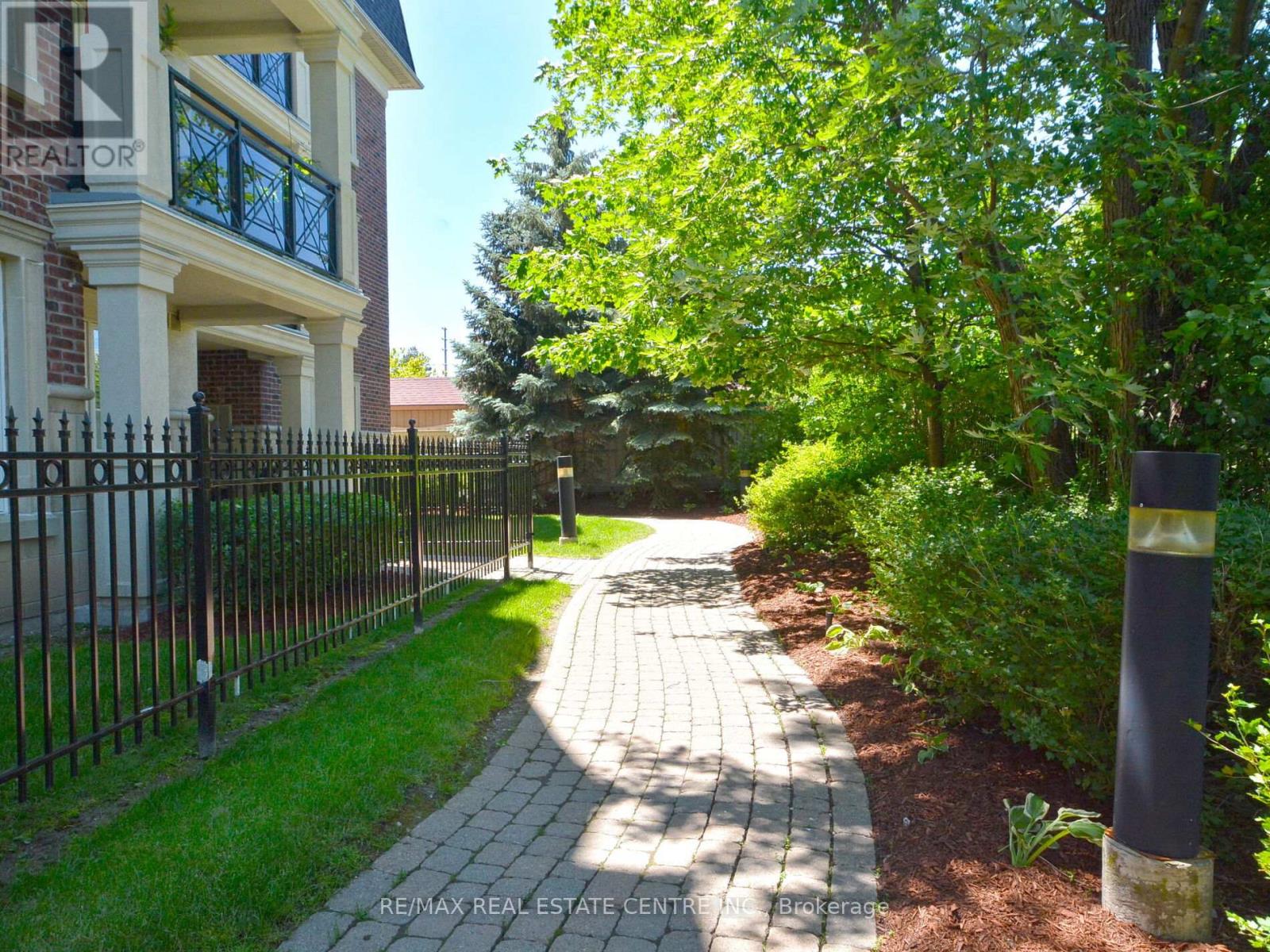 307 - 3351 Cawthra Road, Mississauga, Ontario  L5A 4N5 - Photo 21 - W12121717