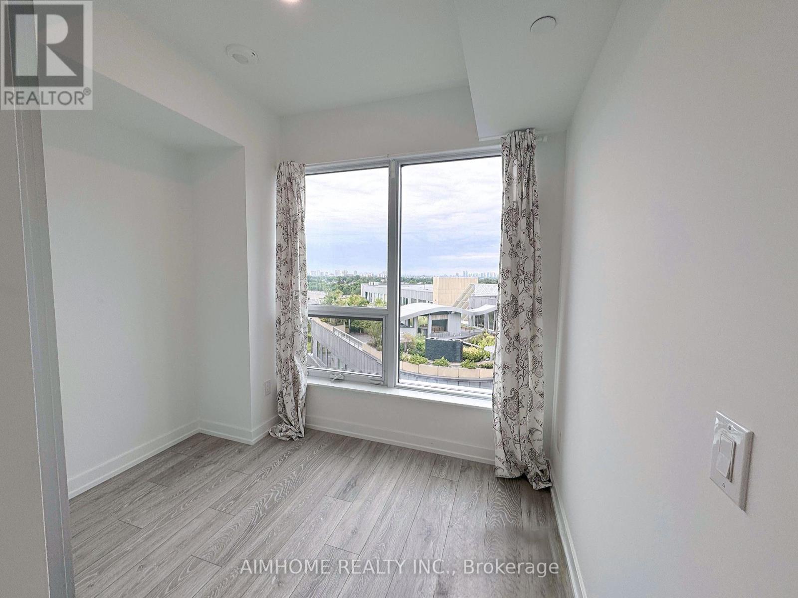 907 - 1100 Sheppard Avenue W, Toronto, Ontario  M3J 0H1 - Photo 13 - W12121721
