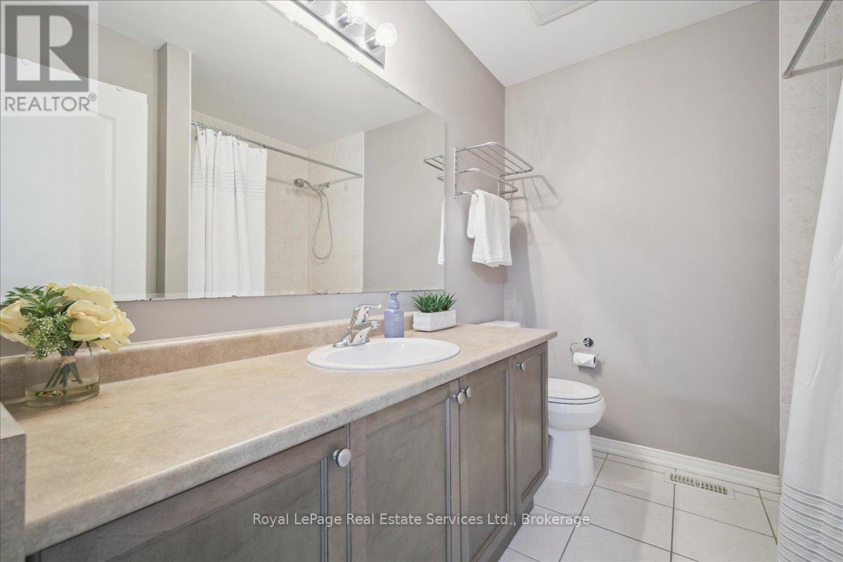 4737 Deforest Crescent, Burlington (Alton), Ontario  L7M 0K1 - Photo 27 - W12121757