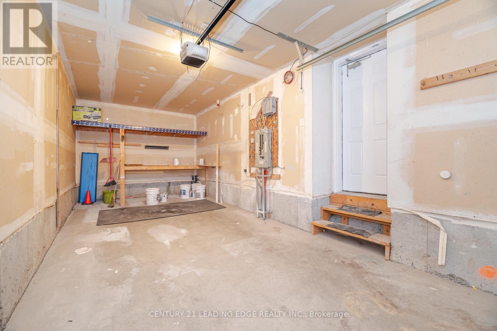 69 Tight Court, Milton (Wi Willmott), Ontario  L9T 8S2 - Photo 48 - W12120494