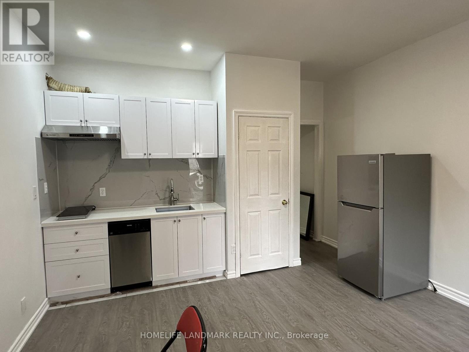 Unit 4 - 1244 College Street, Toronto, Ontario  M6H 1C2 - Photo 2 - C12121749