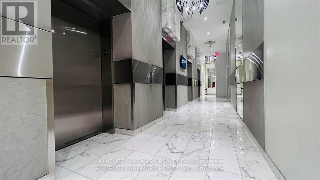 2702 - 8 Charlotte Street, Toronto, Ontario  M5V 1L5 - Photo 3 - C12121763