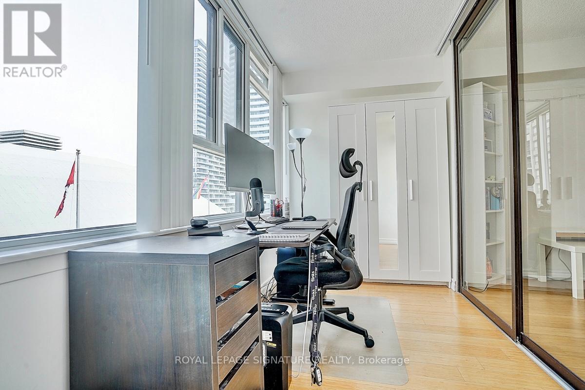 1209 - 45 Carlton Street, Toronto, Ontario  M5B 2H9 - Photo 24 - C12119979