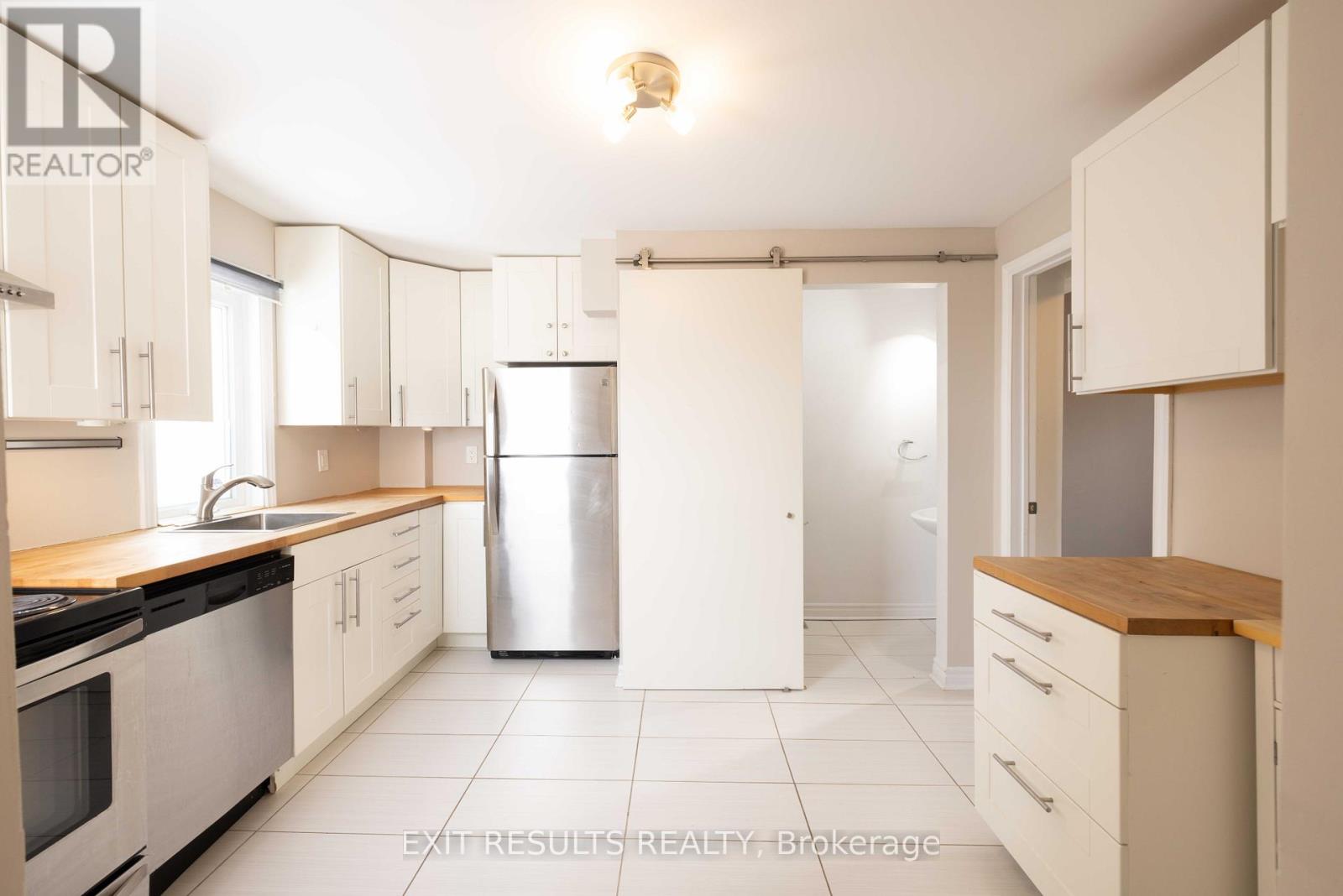 292 Richelieu Avenue, Ottawa, Ontario  K1L 6K3 - Photo 12 - X11951133