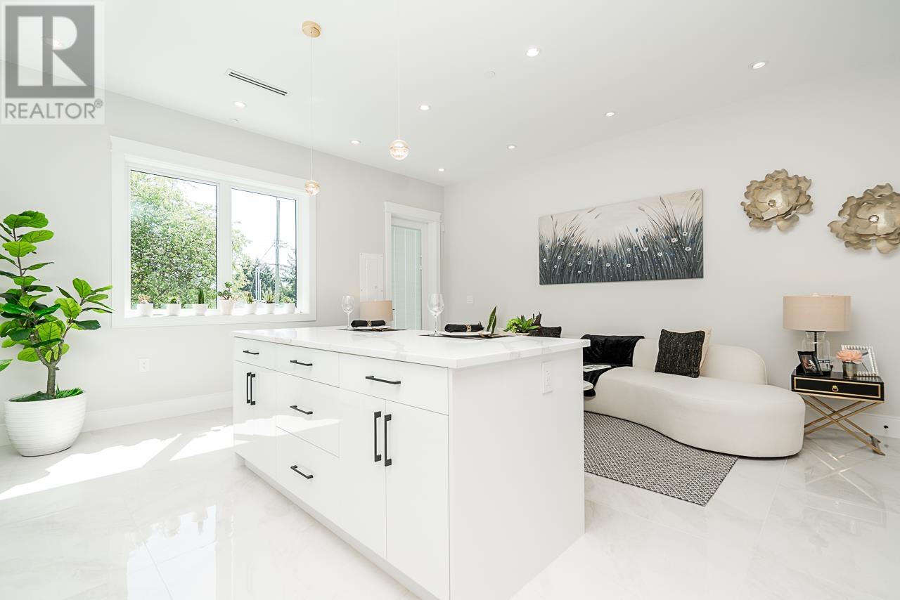 2356 West 16th Avenue, Vancouver, British Columbia  V6K 3B6 - Photo 14 - R2996367