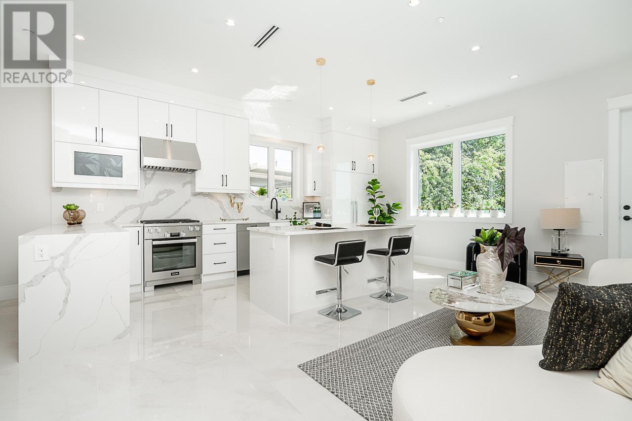 2356 West 16th Avenue, Vancouver, British Columbia  V6K 3B6 - Photo 13 - R2996367