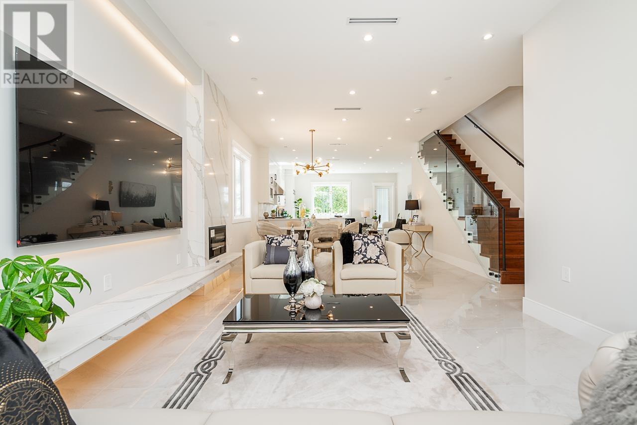 2356 West 16th Avenue, Vancouver, British Columbia  V6K 3B6 - Photo 4 - R2996367