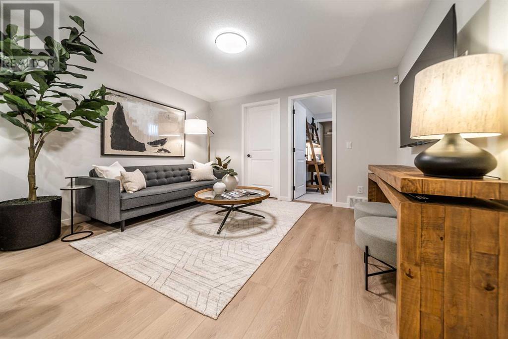 584 Rowmont Boulevard Nw, Calgary, Alberta  T3L 0L6 - Photo 35 - A2213451